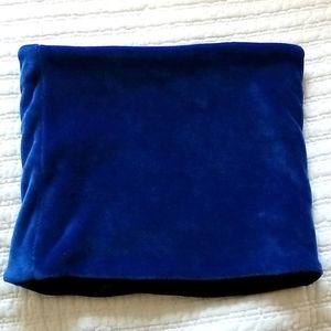 Velvet neckwarmer